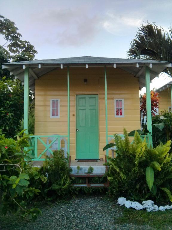 Hotel Jamaican Colors Pleasant Hill Extérieur photo